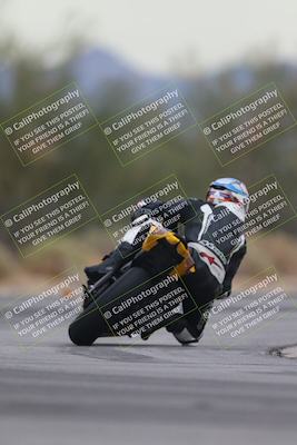 media/Sep-21-2025-Race Pace (Sun) [[98bf33ef95]]/Verified/2-Turn 2 Backside (835am)/